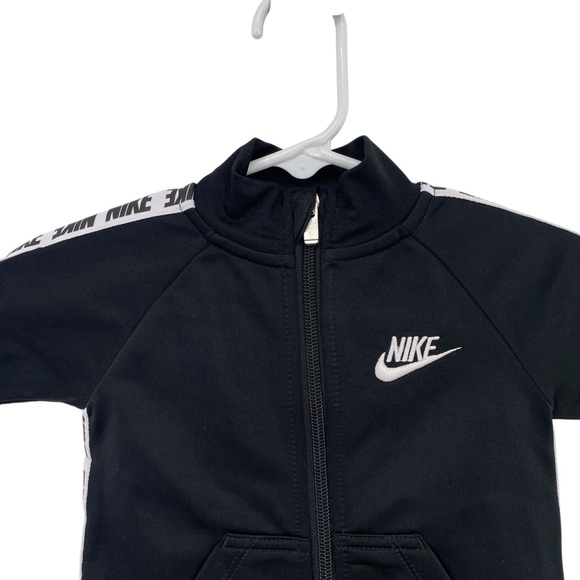 Nike Sportswear Boys 3 Months Long Sleeve Tricot Taping Coverall Jumpsuit - Picture 2 of 8